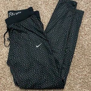 Nike dri fit leggings